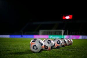 Jogos de hoje (12/03) no futebol: saiba horários e onde assistir ao vivo!